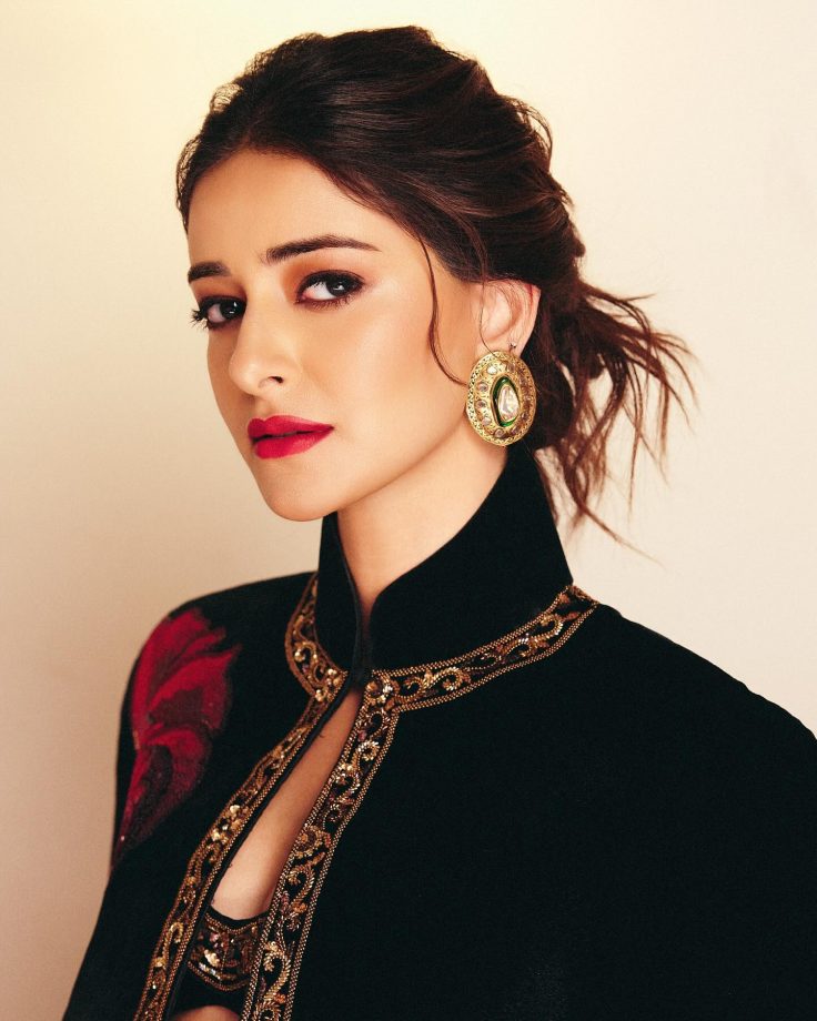 Ananya Pandey’s Blouse Game Is Setting New Ethnic Fashion Goals 958760