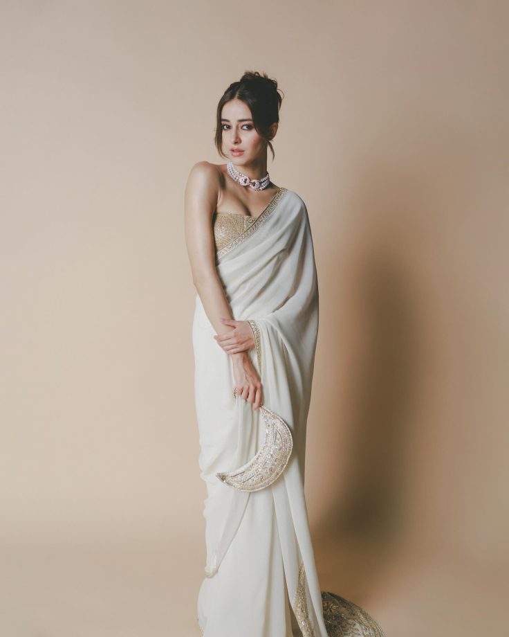 Ananya Pandey’s Blouse Game Is Setting New Ethnic Fashion Goals 958737