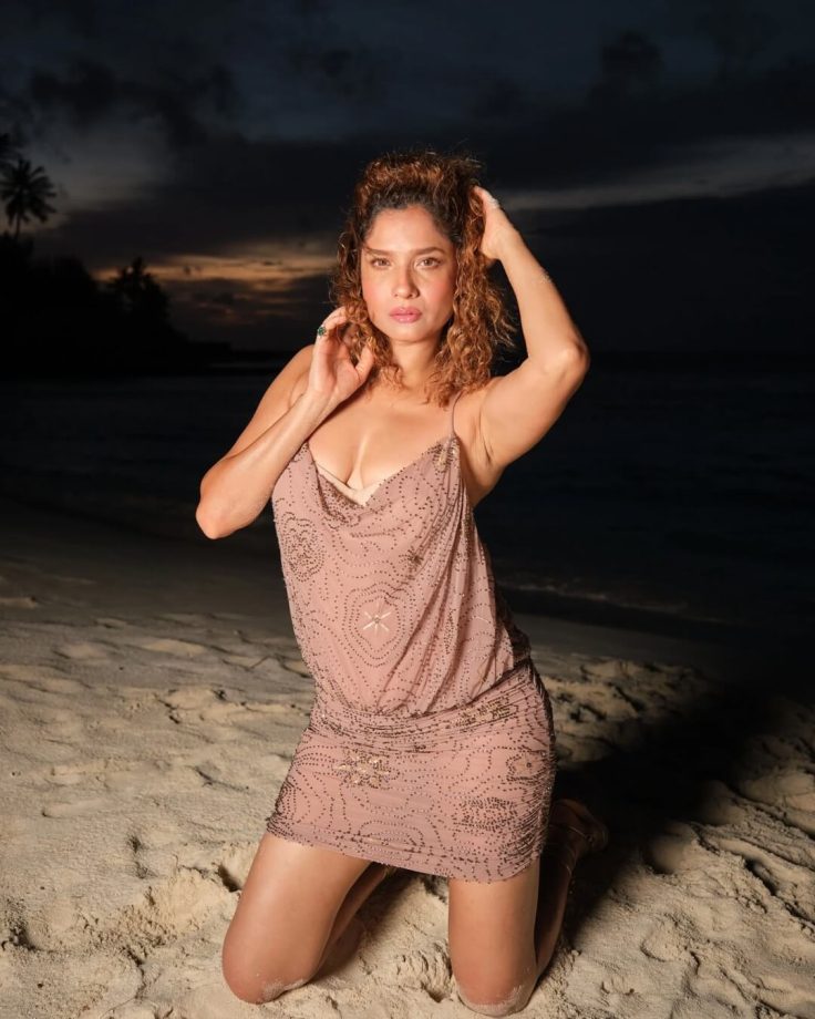 Ankita Lokhande's Beachside Glow-Up is All Things Chic and Dreamy 955096