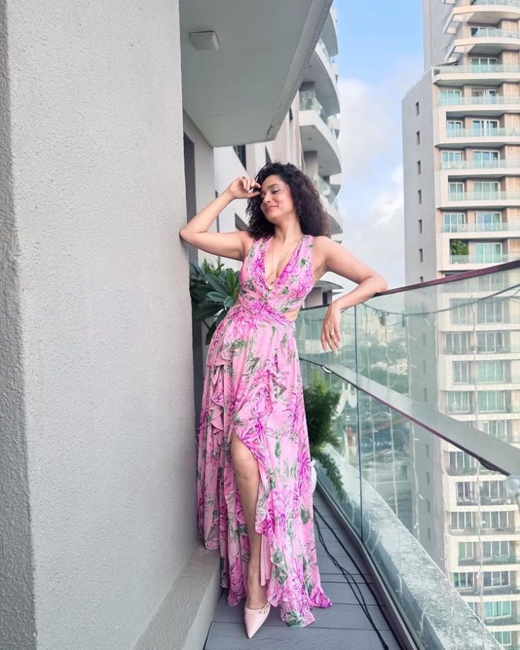 Ankita Lokhande’s Floral Look is the Perfect Summer Daydream 957836