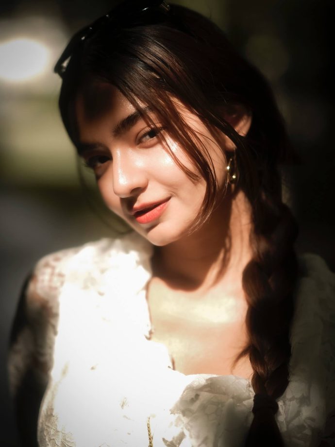 Anushka Sen Exudes Vintage Romance In White Netted Top & Braided Hairdo - See Pics 955421