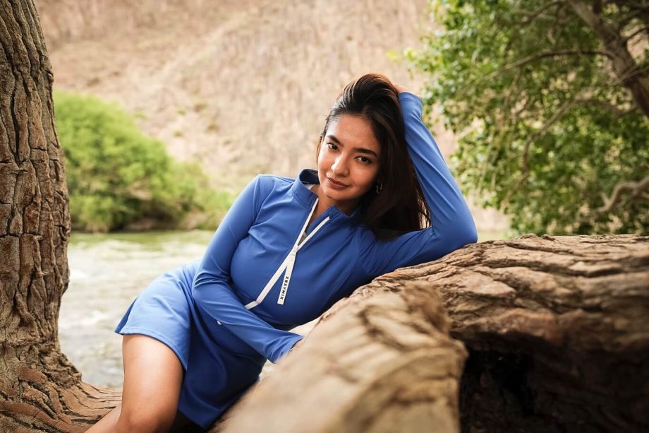 Anushka Sen’s Canyon Look is Travel Chic Goals 955225