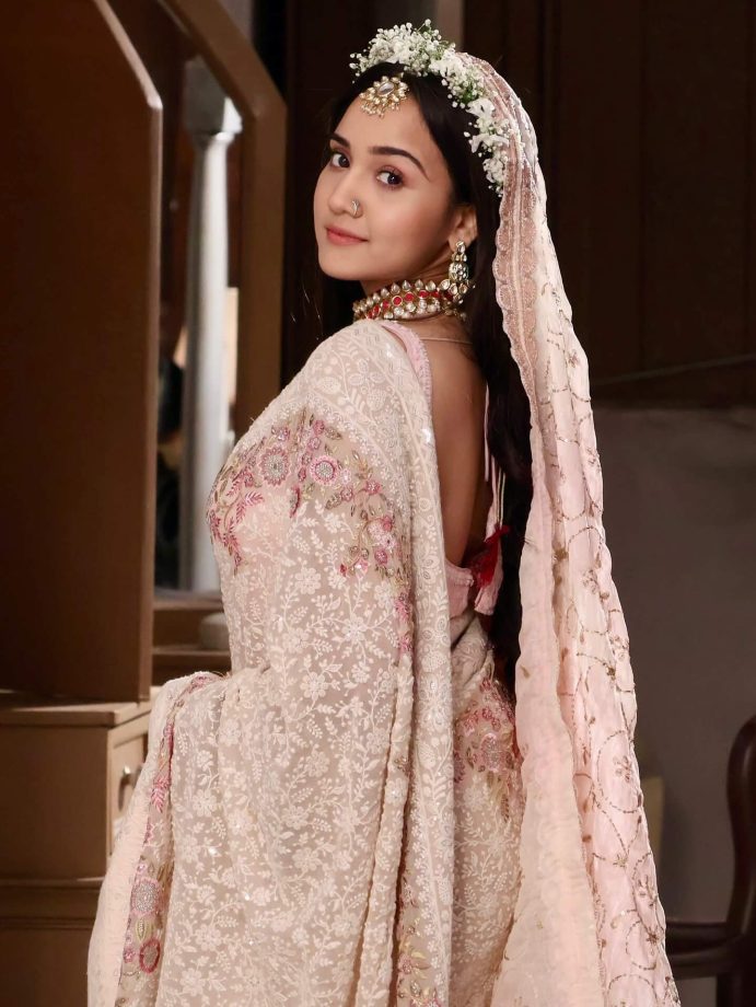 Ashi Singh’s Bridal Look Is A Vision In Pastel Elegance With Modern Twist – See Pics 956092