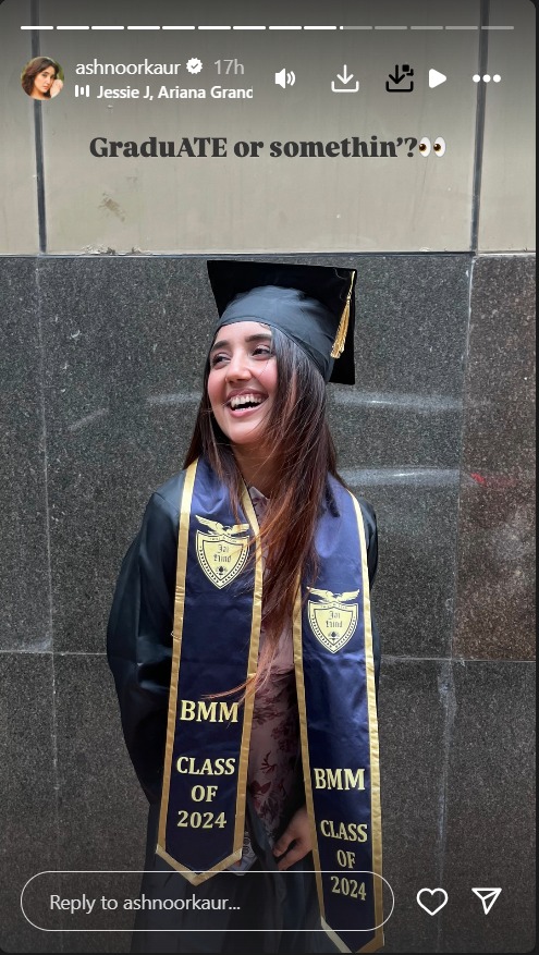 Ashnoor Kaur Graduates In BMM From Jai Hind College – A Perfect Blend Of Beauty With Brains! 958693