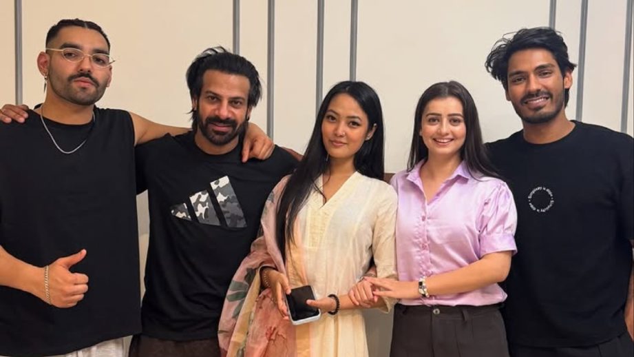 Bigg Boss 18 Reunion: Karanveer Mehra, Digvijay Rathee, Chum Darang, and Chahat Pandey had a fun meeting 957414
