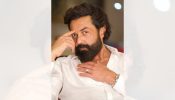 Bobby Deol Takes a Break from His London Vacation for Something Big? 955065