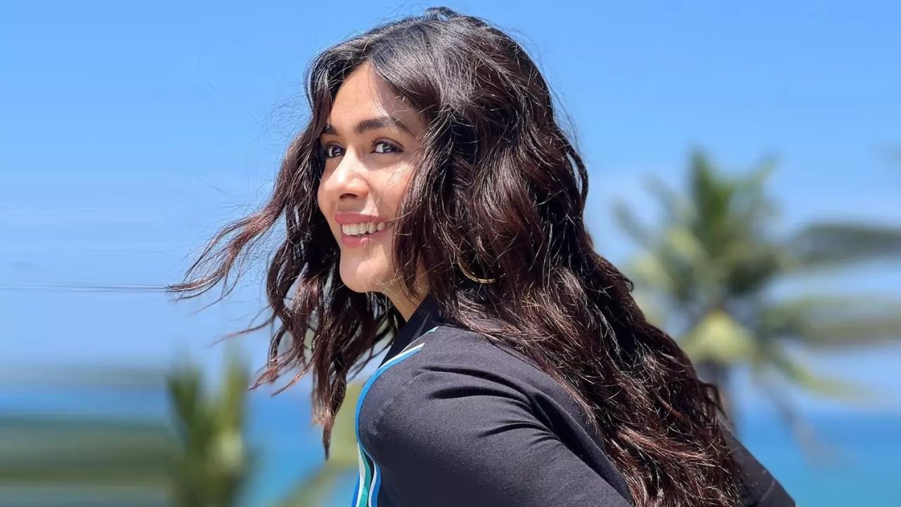 Dacoit Cast Surprises Mrunal Thakur Ahead of Her 33rd Birthday 960024