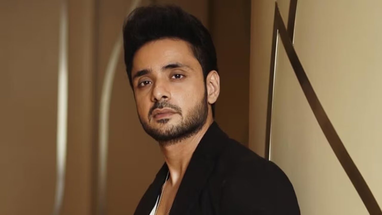 Exclusive: Adnan Khan Opens Up On Playing Layered Character In Mannat, "Mujhe Dar Lagta Hai..." 956082