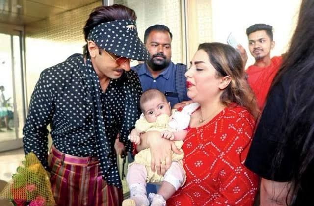 Fan Moments That Prove Why Ranveer Singh Is the Ultimate People’s Superstar! 954956