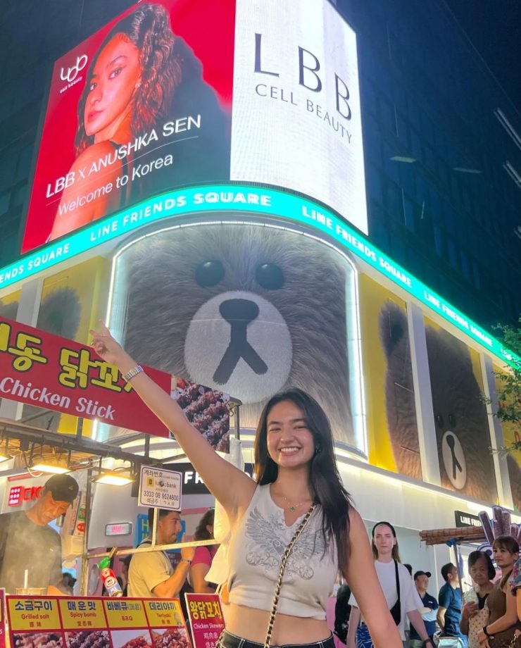 From Performing Times Squares in NY to Walking the Red Carpet in Cannes: Times When Anushka Sen Made a Global Impact 957205