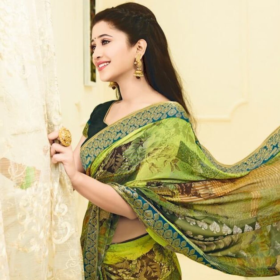 Hariyali Teej 2025: TV Celebrity-Inspired Green Saree and Blouse Combinations to Try 958918