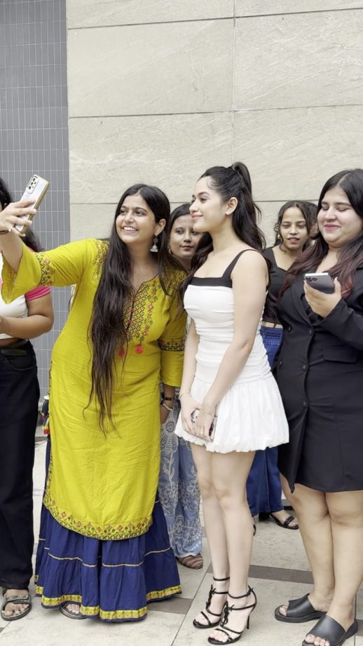 Jannat Zubair Slays In White Mini Dress, Her Smile Is The Real Showstopper 955442