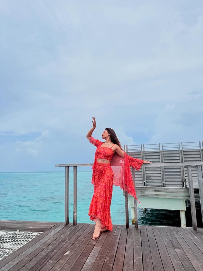 Jhanak Fame Hiba Nawab Drops Pool-to-Bathtub Bombshell Moments – Too Hot To Handle 956848