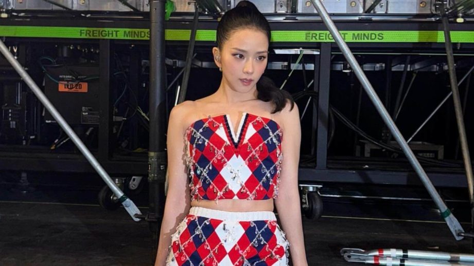 Jisoo Serves Chic Concert Glam with Back-to-Back Statement Looks at Citi Field 959812