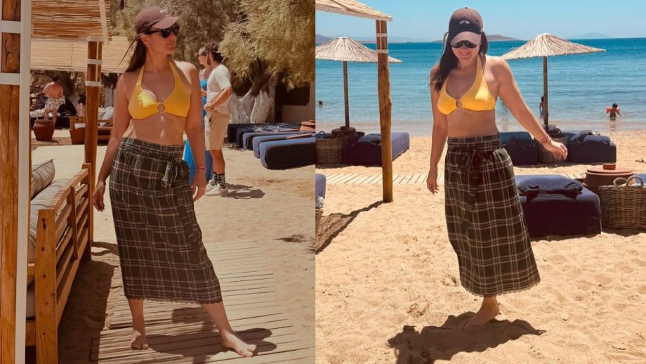 Kareena Kapoor's Beach Look In Greece Gets A Bold Desi Spin With Lungi & Bralette 957555