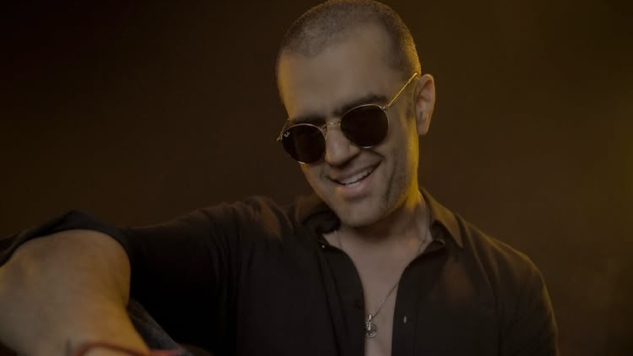 Maniesh Paul’s Fierce New Look Sparks Villain Rumours in Karan Johar’s Next 954698