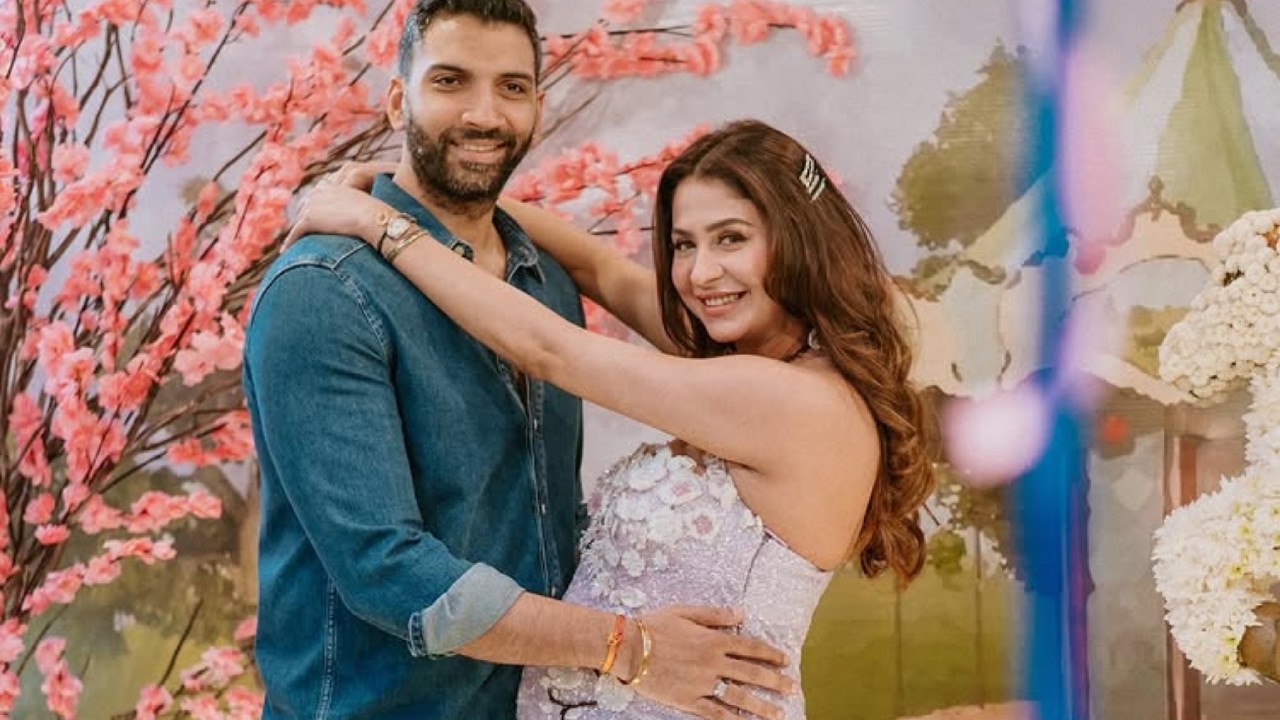 Mom-To-Be Malvika Raaj Shares Dreamy Baby Shower Pics! 958077