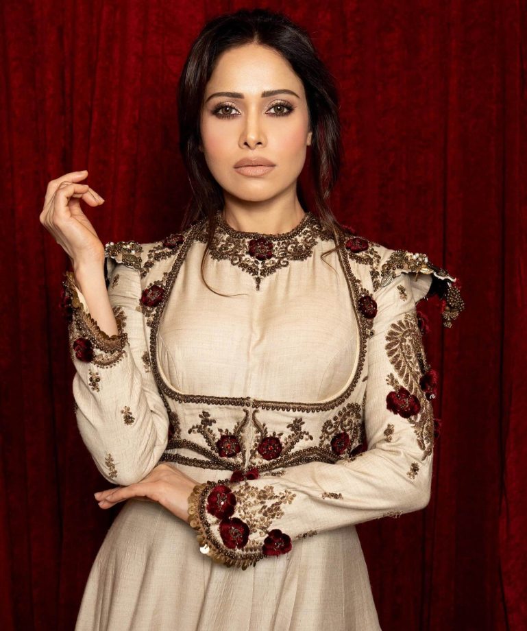 Nushrratt Bharuccha Channels 90s Begum Glam in Vintage Hues 959003