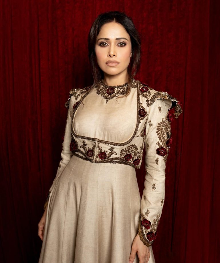Nushrratt Bharuccha Channels 90s Begum Glam in Vintage Hues 958993