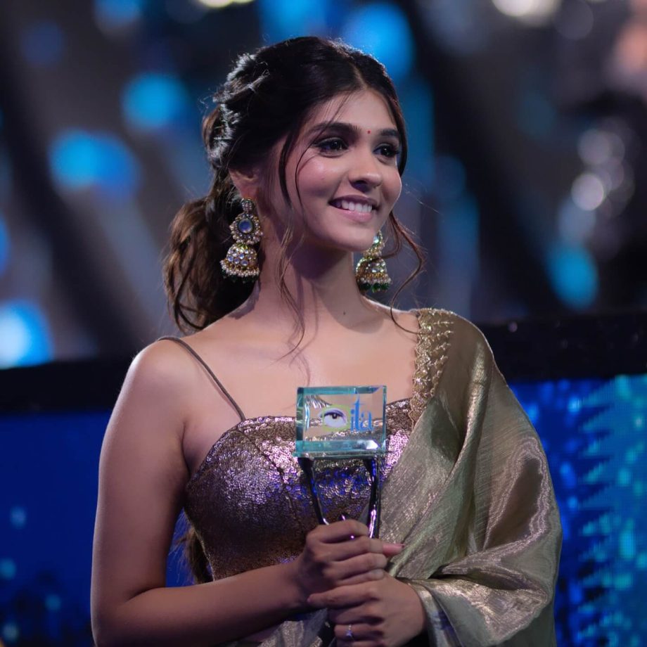 Pranali Rathod's Earring Game Is Gen Z's New Obsession—Kumkum Bhagya Star Slays Every Look 958817