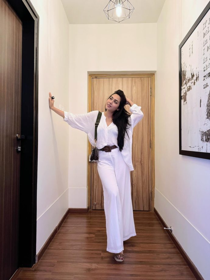 Reem Sameer Shaikh Keeps It Cool in All-White with Luxe Brown Accents 959119