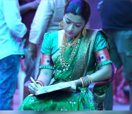 Sai Pallavi to Tamannaah Bhatia: 5 Timeless Old-School Blouse Designs We’re Bookmarking from South Indian Divas 960072