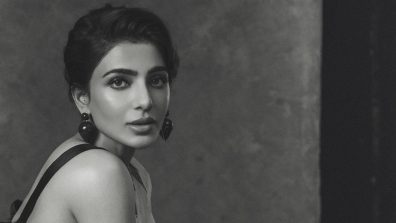 Samantha Ruth Prabhu’s Monochrome Magic in a Floral Saree and Backless Bow Blouse