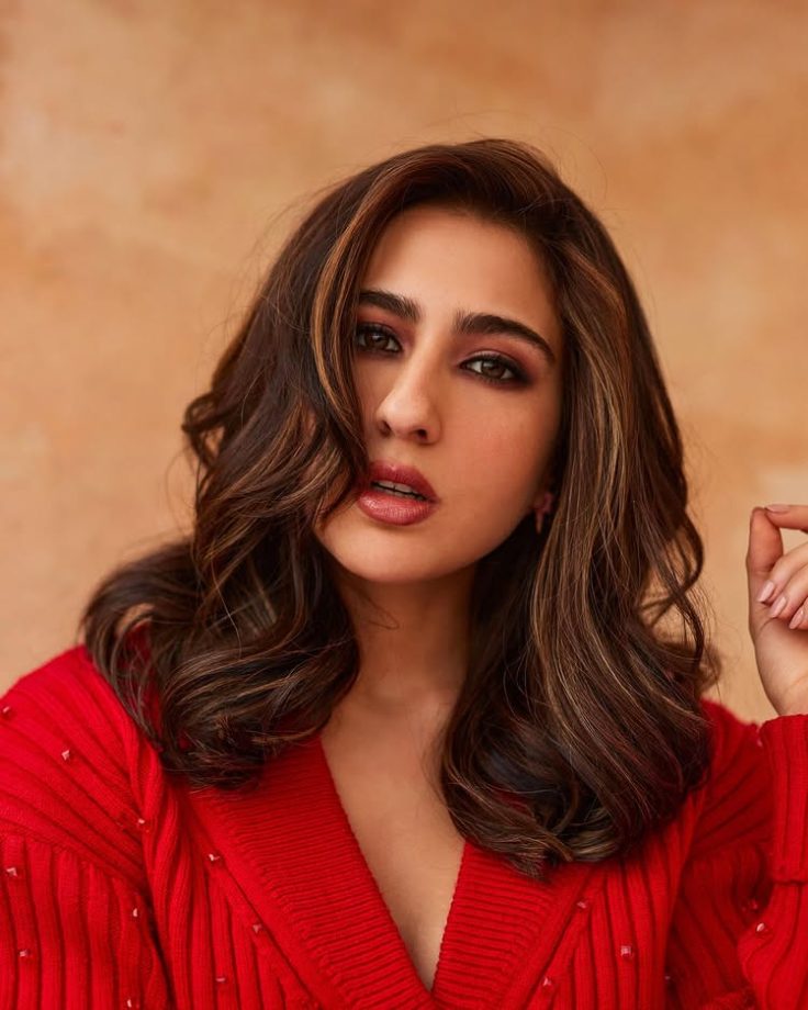 Sara Ali Khan Sets the Style Bar High with Her Red-Hot Fashion Moments 957270