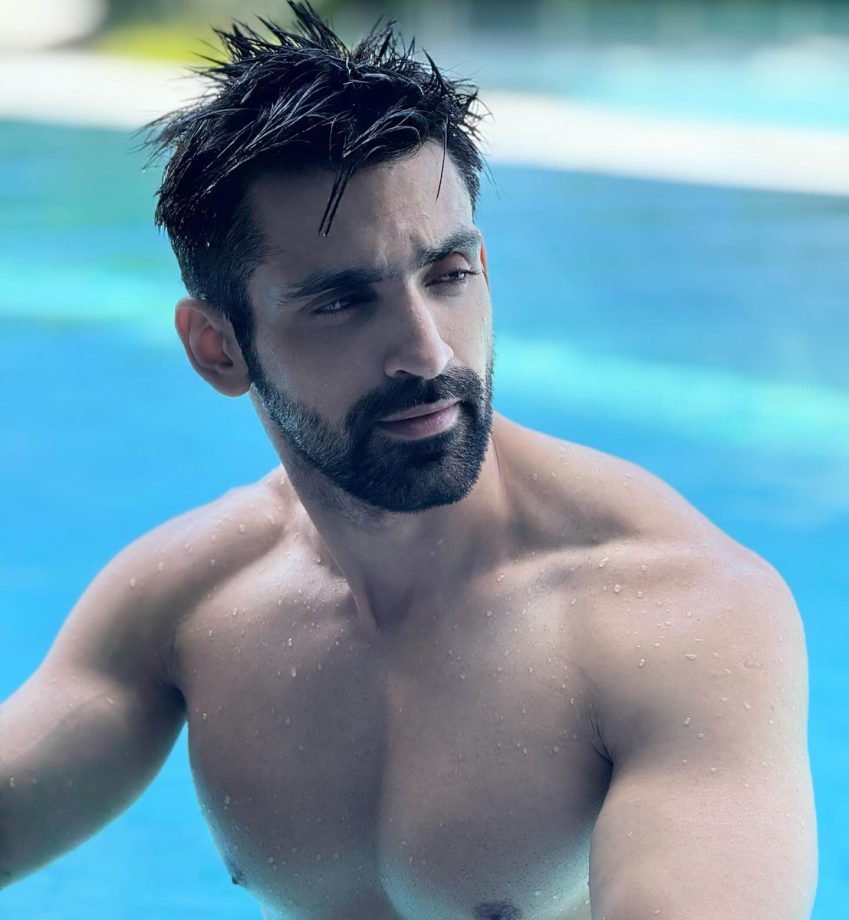 Shabir Ahluwalia and Arjit Taneja’s Shirtless Pool Moments are Pure Vacation Goals 955975