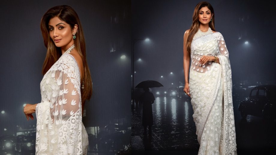 Shilpa Shetty's Blouse Designs Every 50+ Woman Should Try To Slay Effortlessly 956476