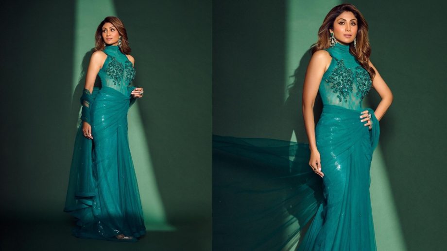 Shilpa Shetty's Blouse Designs Every 50+ Woman Should Try To Slay Effortlessly 956473