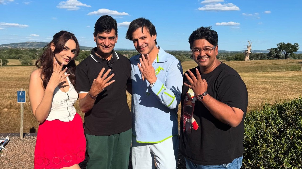 Shreya Sharma Joins Masti 4 Cast, Begins Shoot With Vivek Oberoi 954931