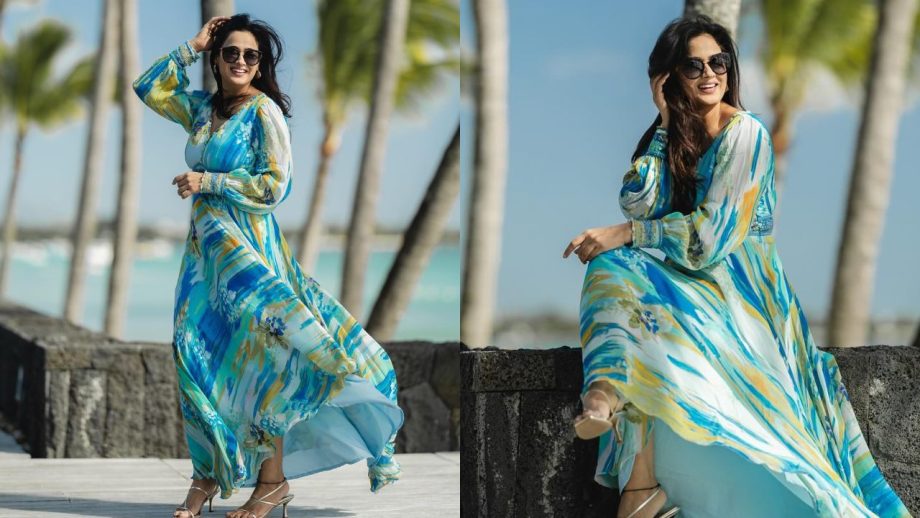 Shweta Tiwari Nails Monsoon Florals In Her 40s Like A Pro: See How? 958245