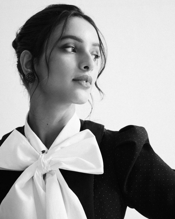 Triptii Dimri Stuns in Statement Black & White 958980