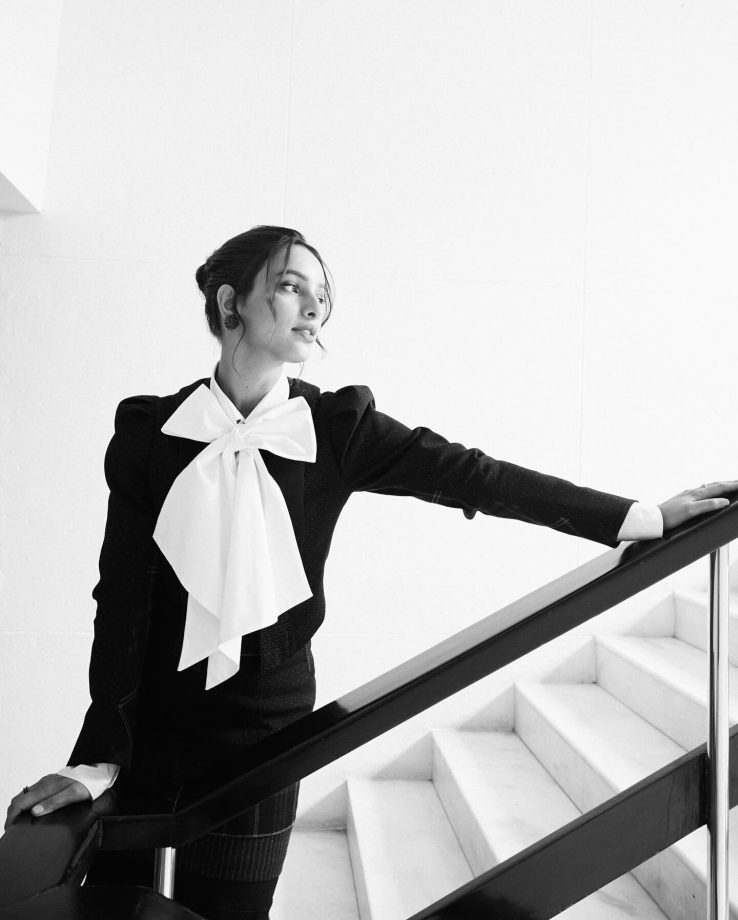 Triptii Dimri Stuns in Statement Black & White 958986