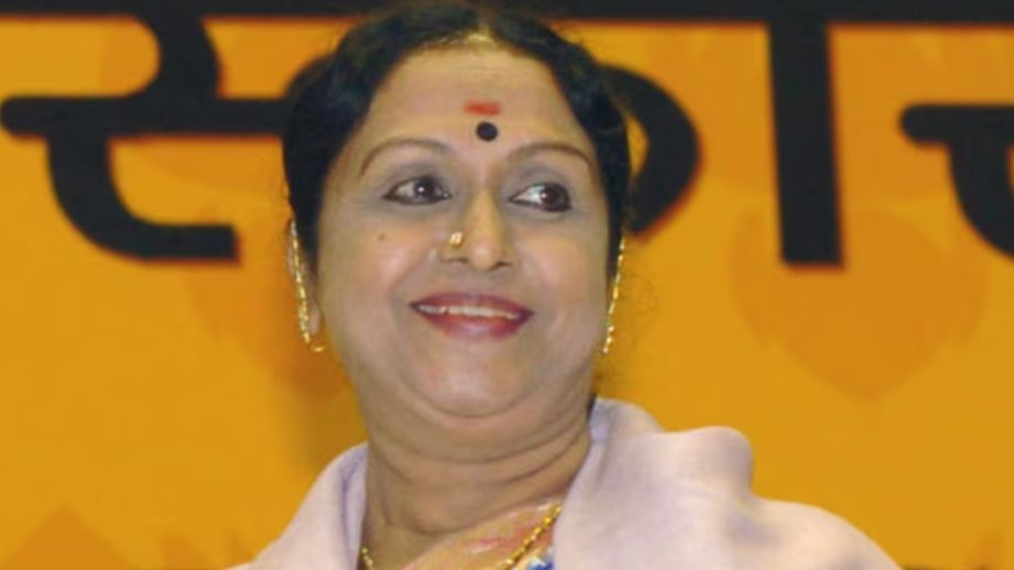 Veteran Actress B Saroja Devi Passes Away at 87, South Indian Cinema Mourns a Legend 956827