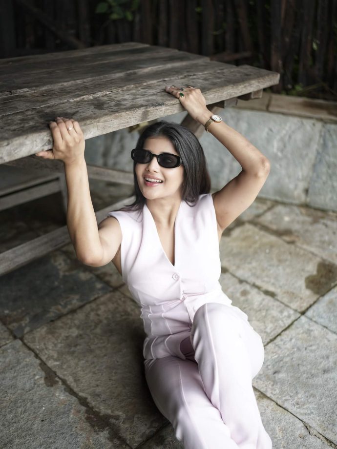 YRKKH’s Abhira aka Samridhii Shukla Gets Playful with Words & Style 959145