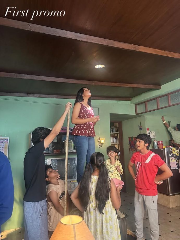 Ahead Of Itti Si Khushi Release, Sumbul Touqeer Shares BTS Moments From The Show 963674