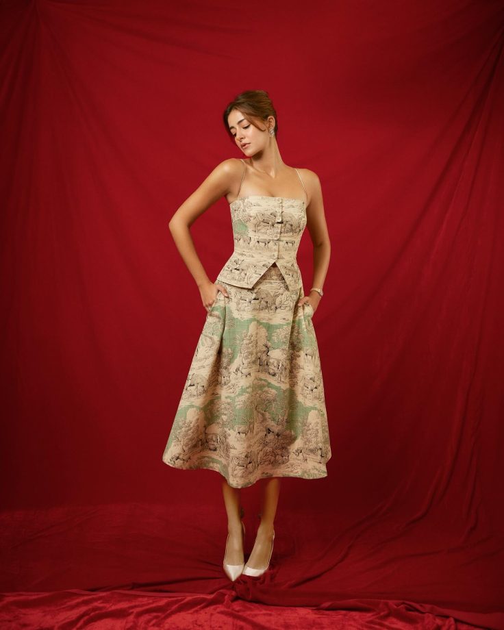 Ananya Panday Brings Vintage Romance Alive in a French-Inspired Silhouette 965415