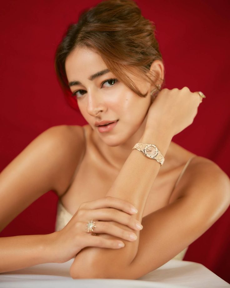 Ananya Panday Brings Vintage Romance Alive in a French-Inspired Silhouette 965408