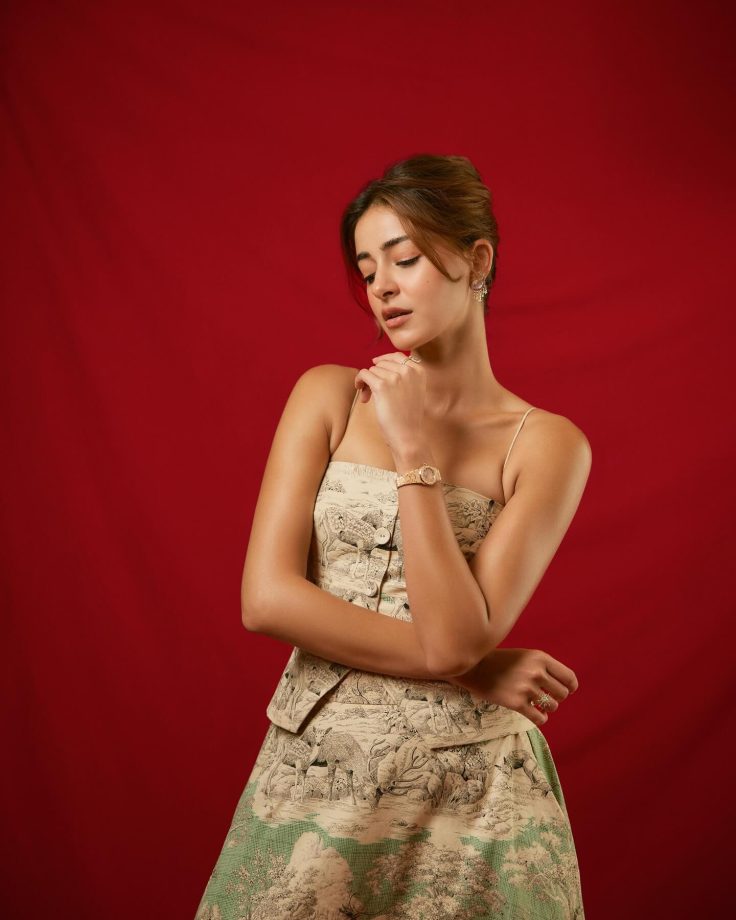 Ananya Panday Brings Vintage Romance Alive in a French-Inspired Silhouette 965414