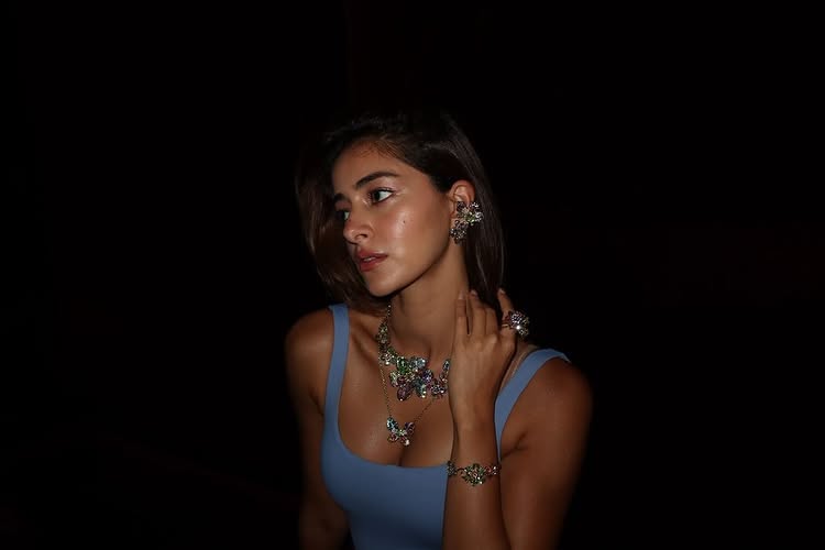 Ananya Panday: Radiant, Elegant, and Sparkling 962856