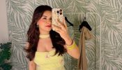 Avneet Kaur Shines in Festive Mirror Selfie 963376