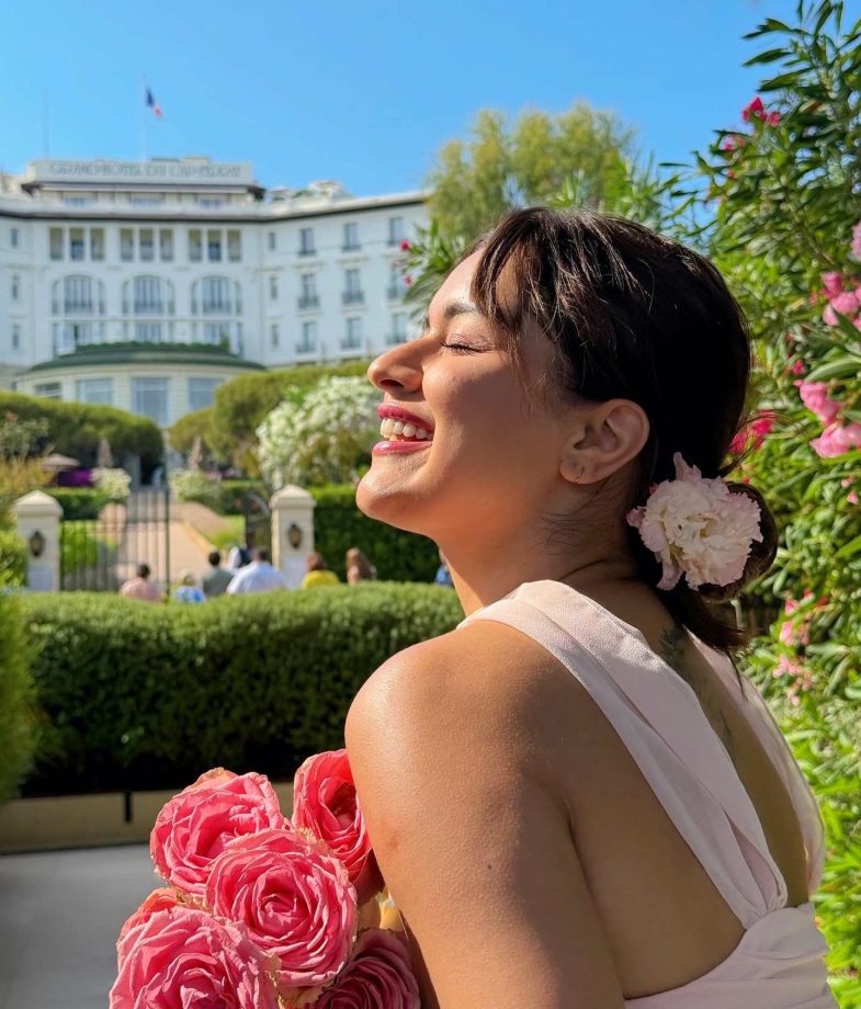 Avneet Kaur Shines in Rose at Grand-Hotel du Cap-Ferrat 961531