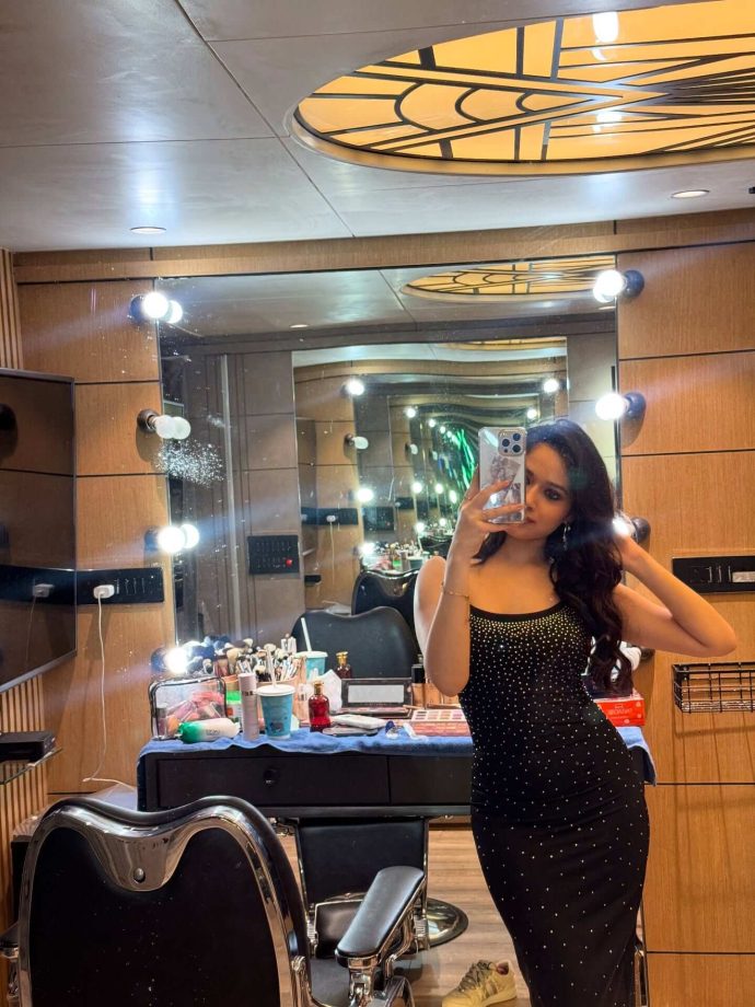 Black, Bold, and Badass – Jannat Zubair Rocks Hot Bodycon Glam 961306