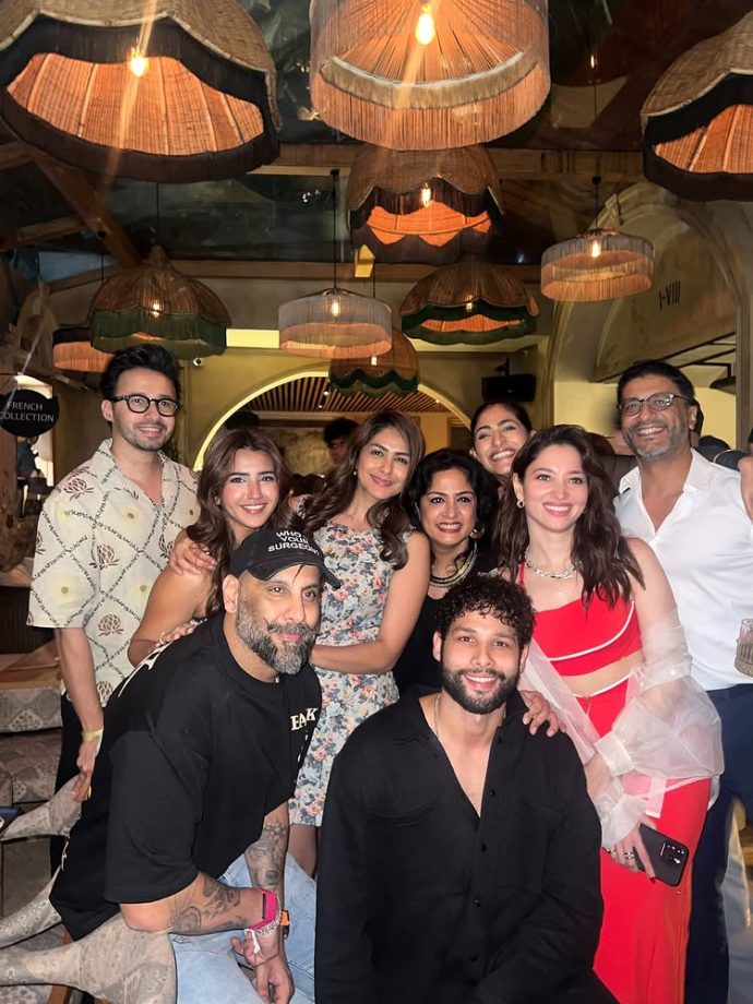 Celebrating Success and Friendship: Roshni Walia’s Memorable Night 960568