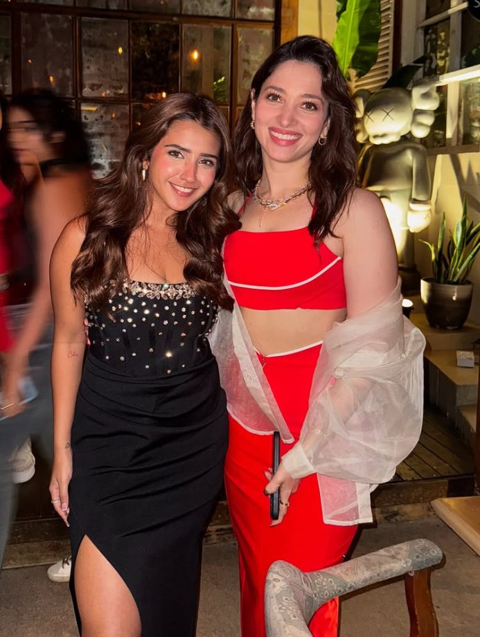Celebrating Success and Friendship: Roshni Walia’s Memorable Night 960566
