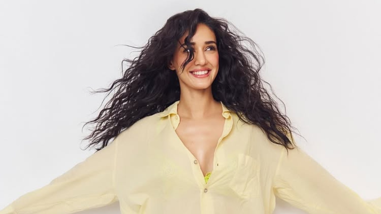 Disha Patani Stuns in Yellow-Lime Shirt Mini Dress 964413