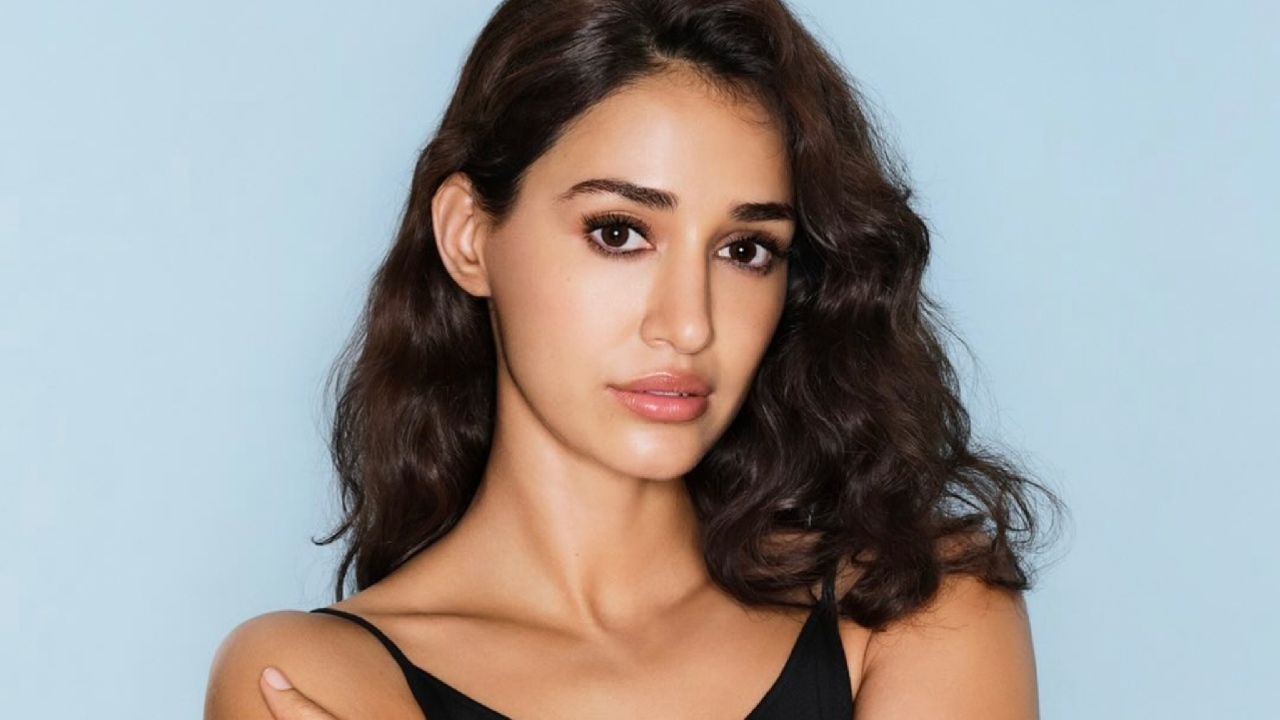 Disha Patani's Hot Dance Take On 'Jiya Jale' Song Disappoints Fans: "The Track Has Been Misused" 960958