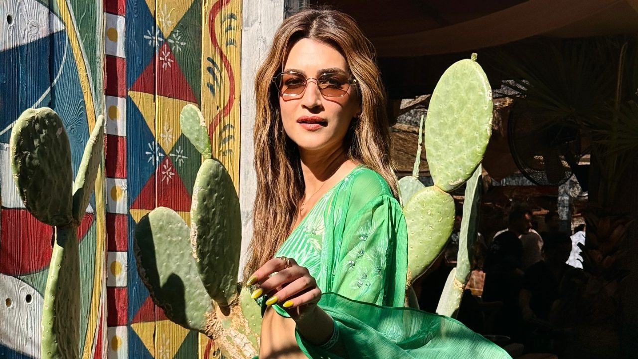 Emerald Allure Kriti Sanon’s Green Co-Ord Chic 963184